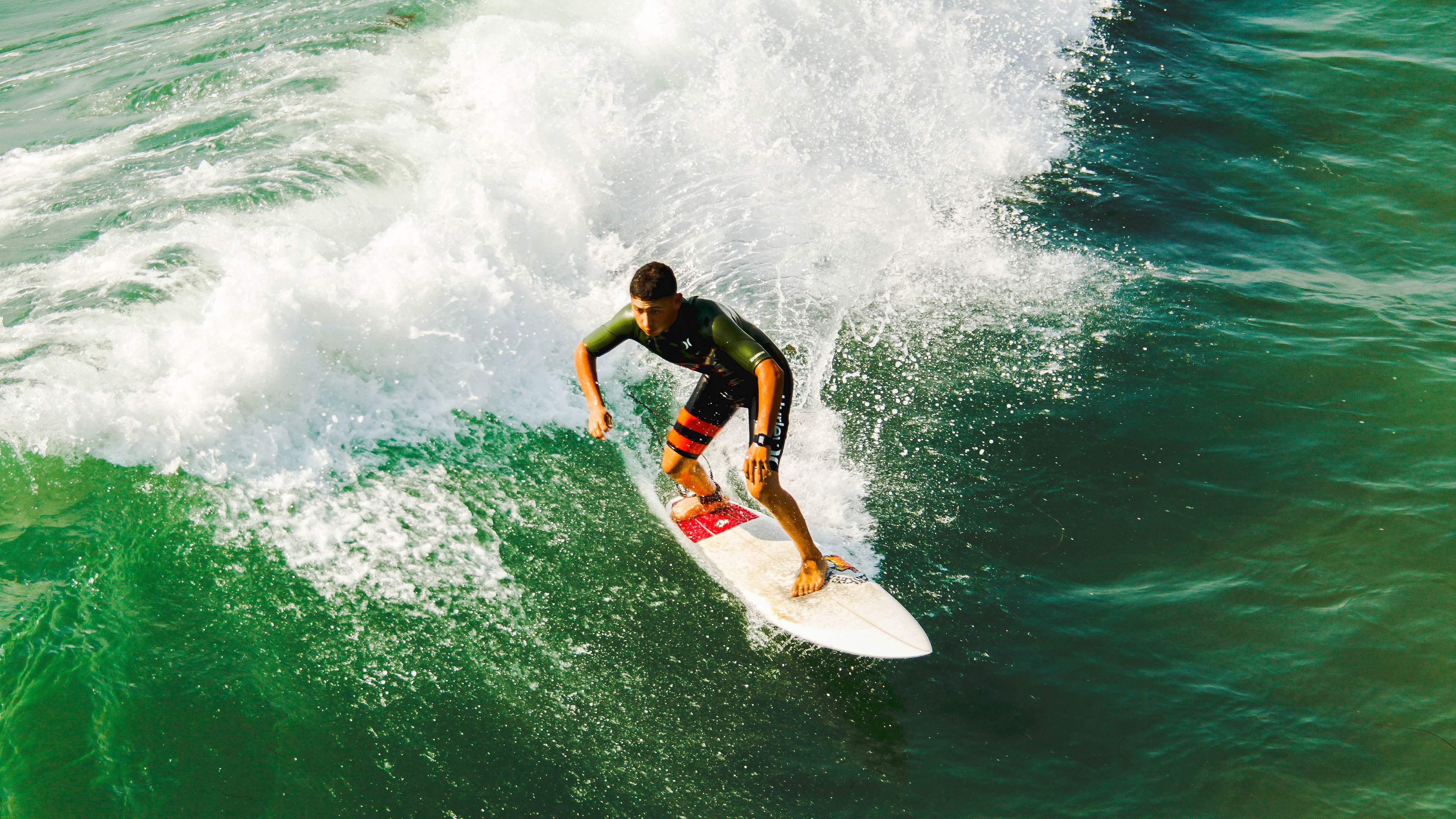 在季后赛对阵勇士的比赛中，蒂伊用完美的挡拆配合带来多次空切得分！